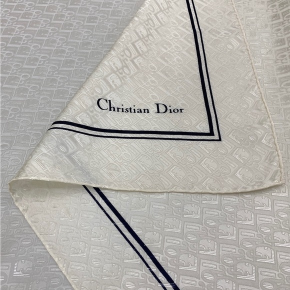 Vintage Christian Dior Monogram Silk Jacquard
Scarf - SCA573 - Picture 4 of 4